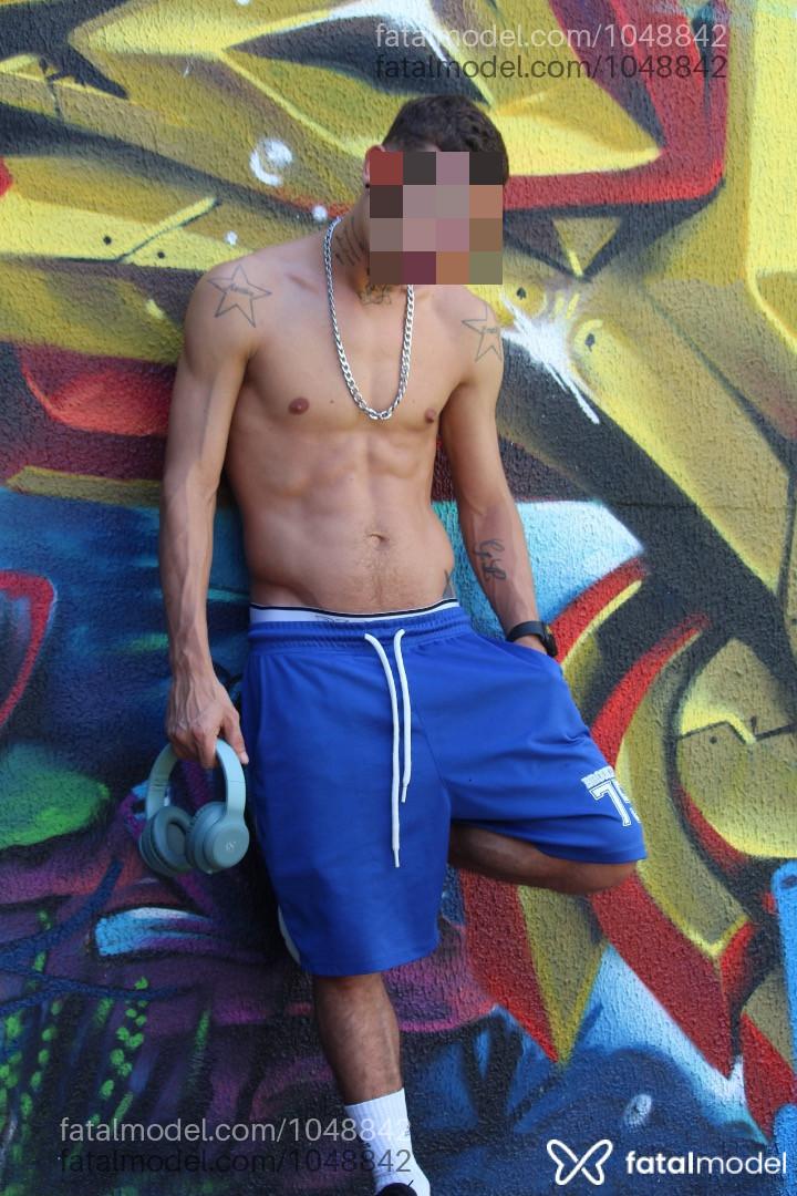 Acompanhante homem loira (o) de olhos castanhos em Curitiba Acompanhante homem loira (o) de olhos castanhos em Curitiba - Douccewill