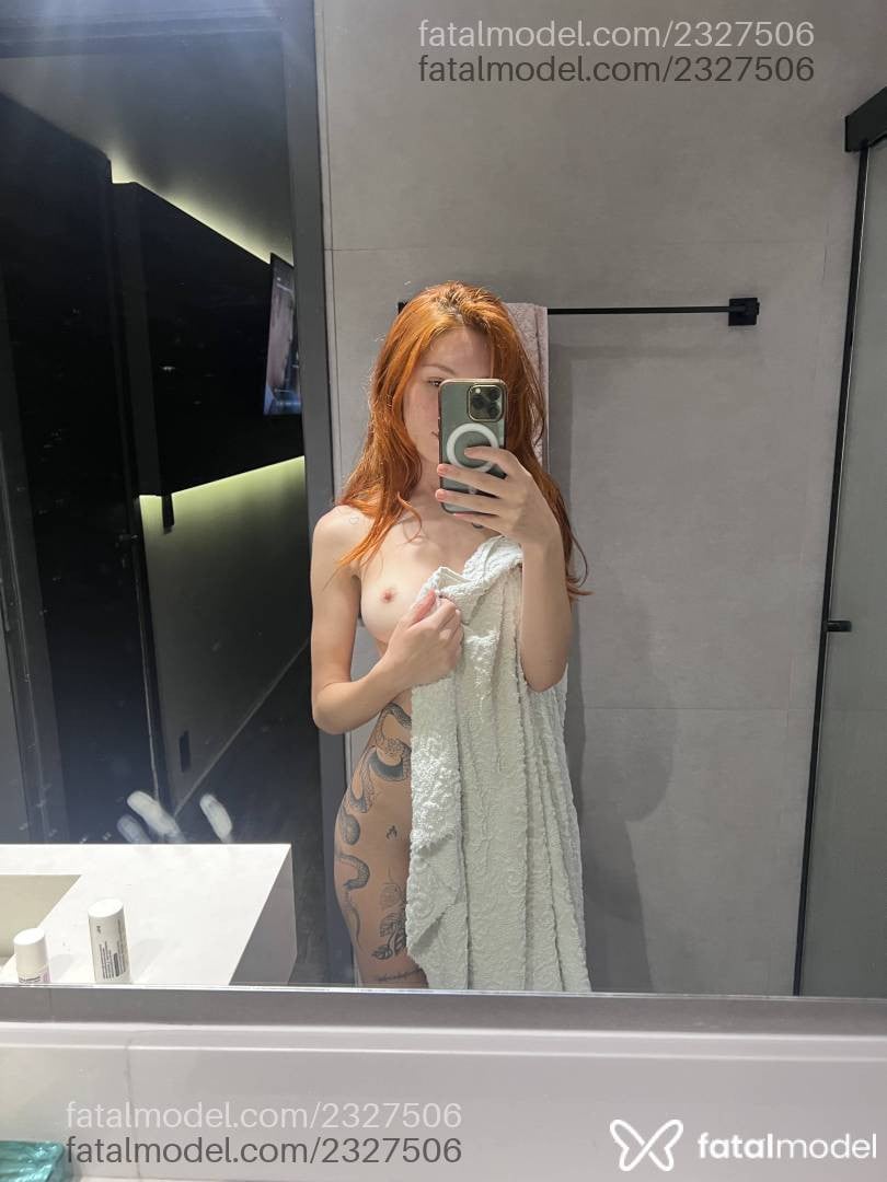Acompanhante mulher ruiva (o) de olhos mel em São Paulo - Lua Rouge