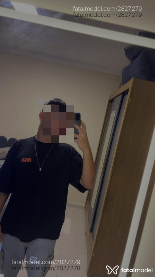 Acompanhante homem morena (o) de olhos pretos em Balneário Camboriú - Vitor Nunes
