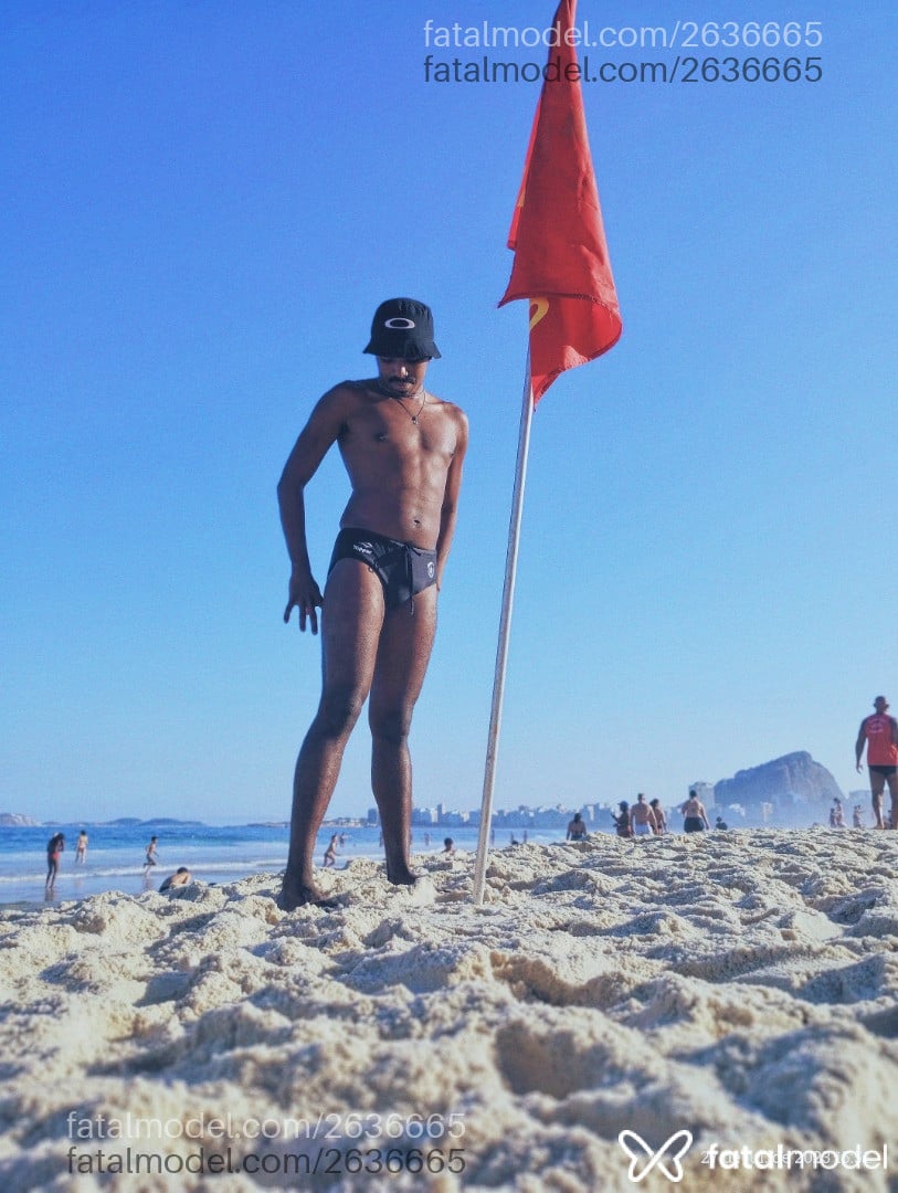 Acompanhante homem morena (o) de olhos pretos em Rio de Janeiro - Henrique Gabriel