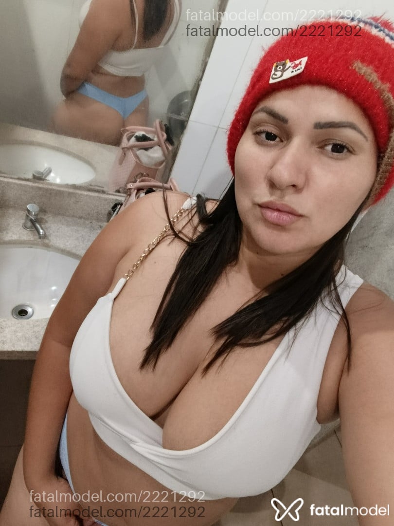 Acompanhante mulher com cabelo castanho de olhos castanhos em Várzea Grande - Gaby