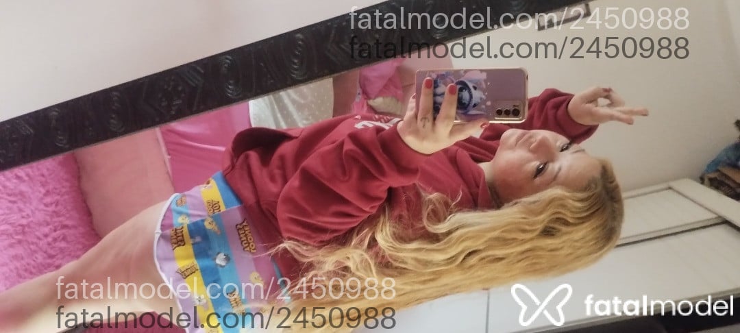Acompanhante mulher loira (o) de olhos mel - Gabizinha Acompanhante mulher loira (o) de olhos mel - Gabizinha