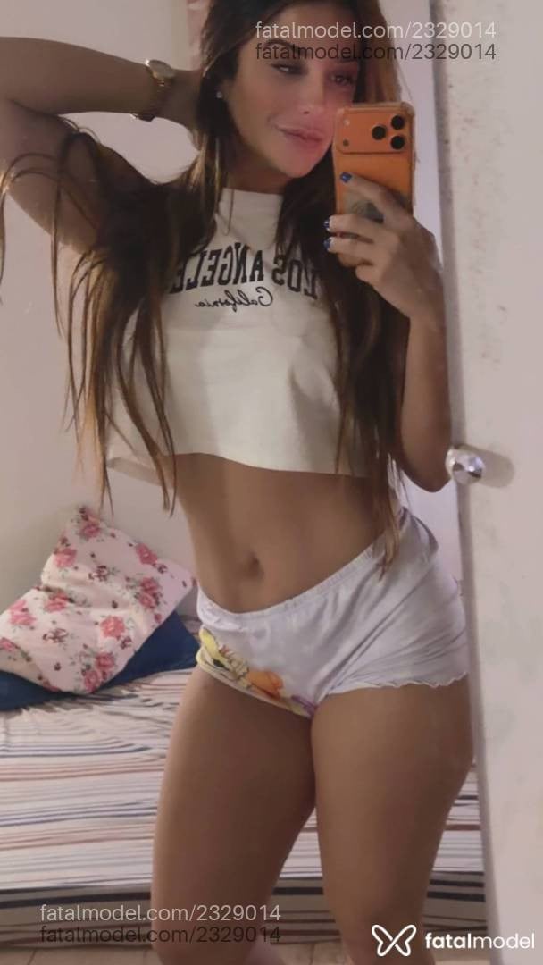 Acompanhante mulher morena (o) de olhos castanhos - Isabella Luz