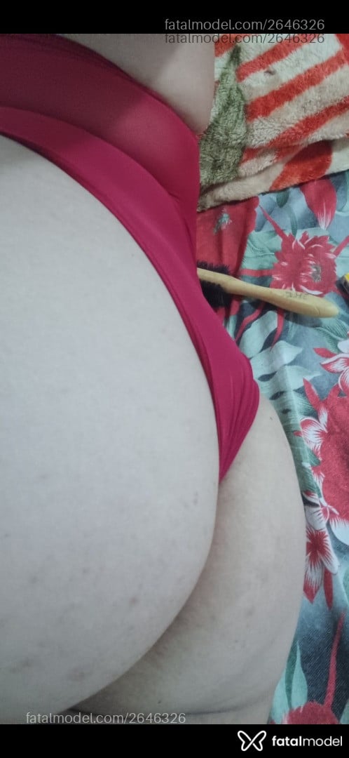 Acompanhante mulher morena (o) de olhos castanhos em Virtual - Juhh