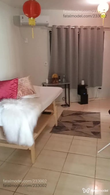 Acompanhante mulher com cabelo castanho de olhos castanhos em Ribeirão Preto - Akemi