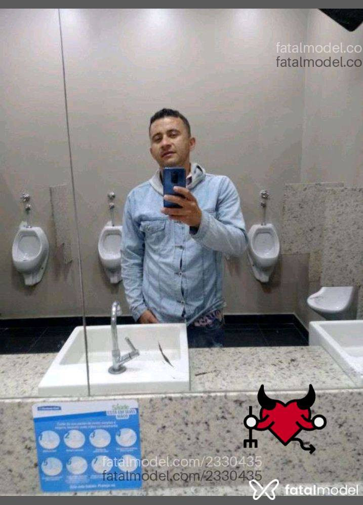 Acompanhante homem com cabelo castanho de olhos castanhos em Presidente Prudente Acompanhante homem com cabelo castanho de olhos castanhos em Presidente Prudente - Fernando Mejia