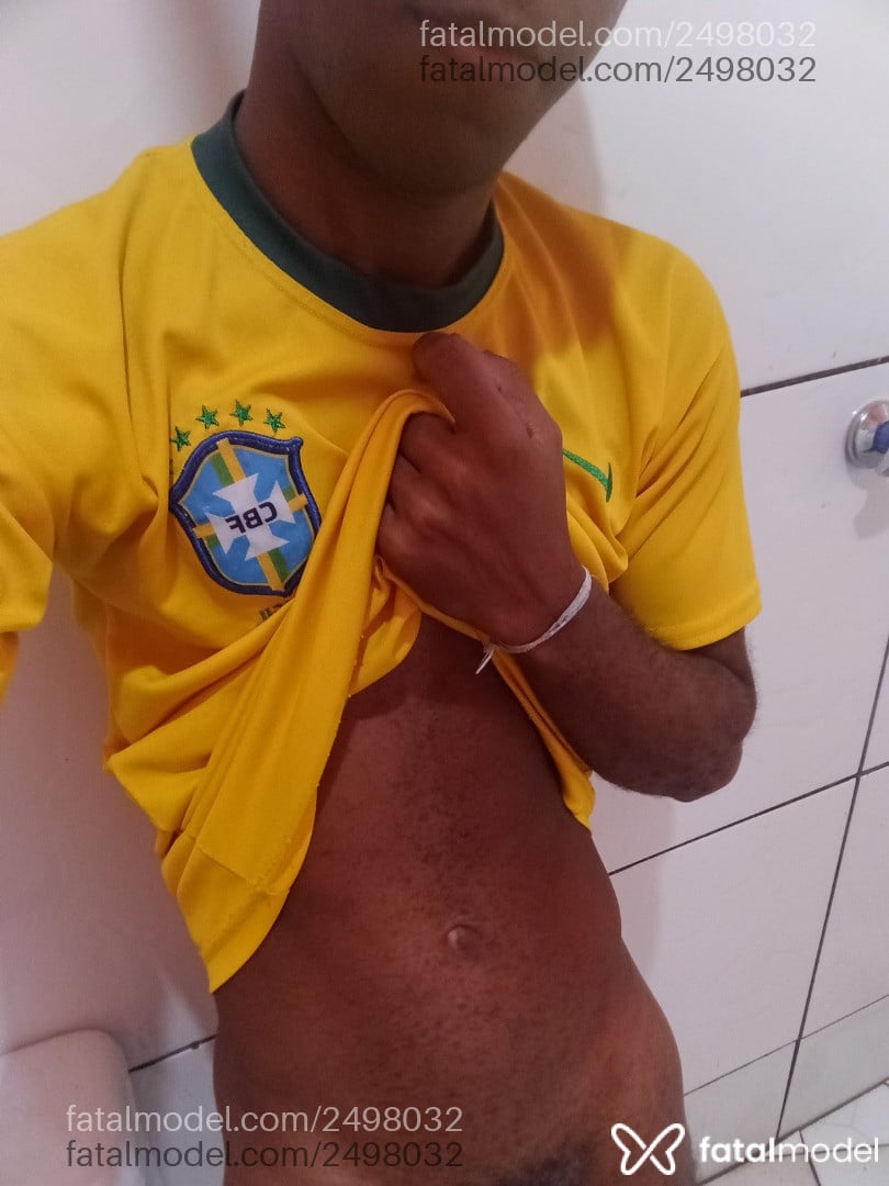 Acompanhante homem loira (o) de olhos castanhos em Angra dos Reis - Brasileirinho
