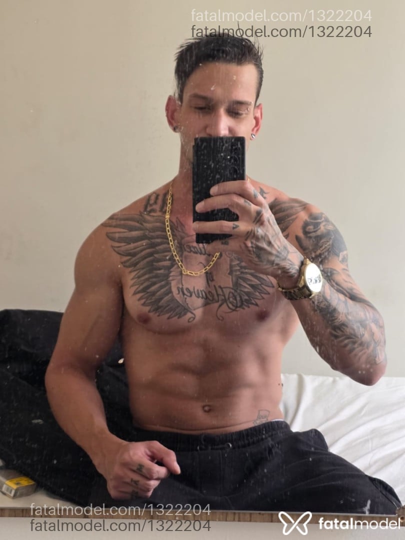 Acompanhante homem loira (o) de olhos castanhos em São Paulo - Galego Hetero