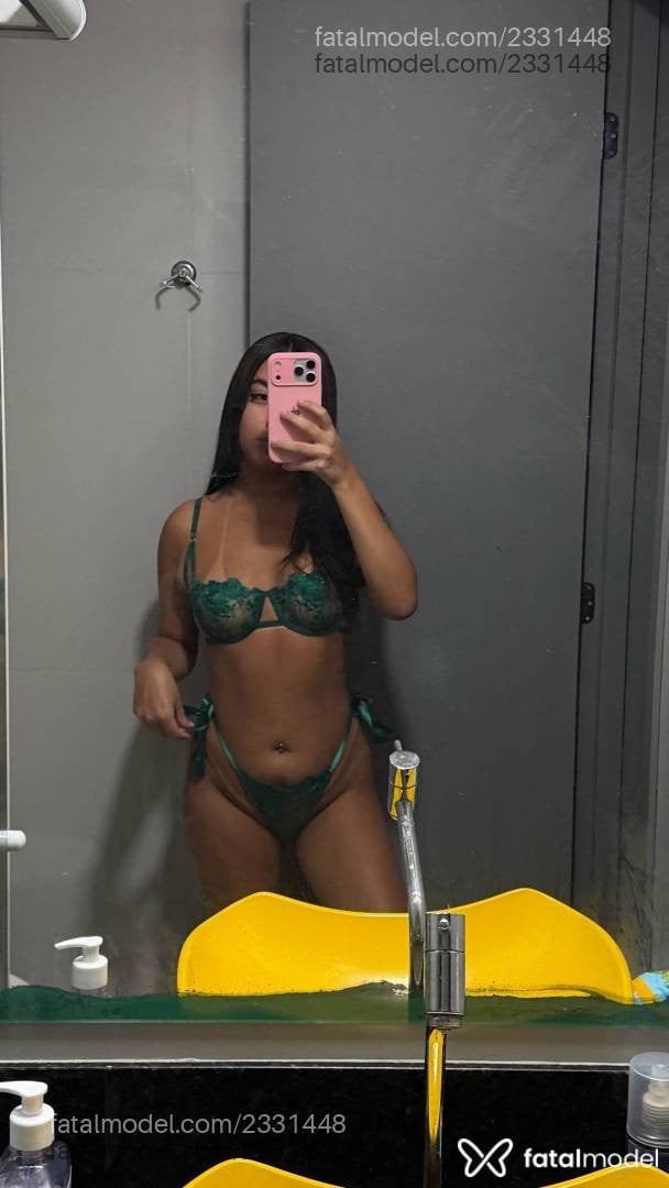 Acompanhante mulher morena (o) de olhos castanhos - Jamily