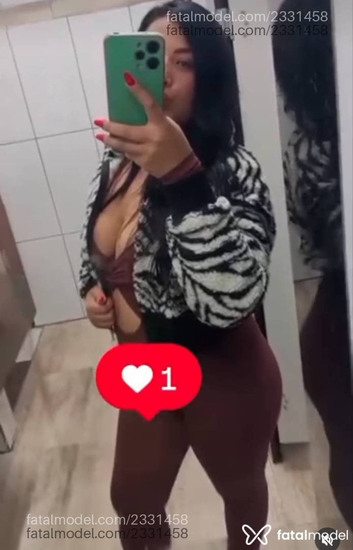 Acompanhante mulher com cabelo castanho de olhos castanhos em Porto Alegre - Rafaella Mendes
