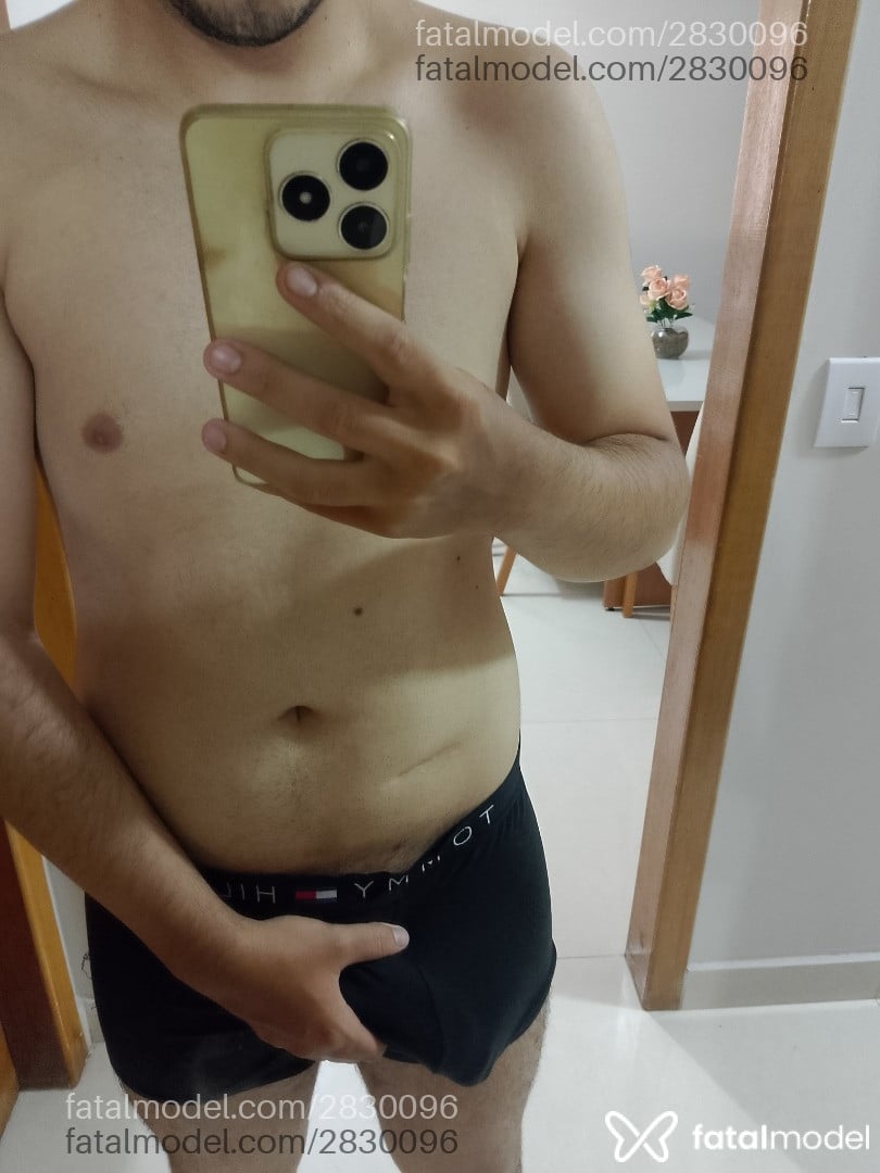 Acompanhante homem morena (o) de olhos castanhos em Goiânia Acompanhante homem morena (o) de olhos castanhos em Goiânia - Lucas