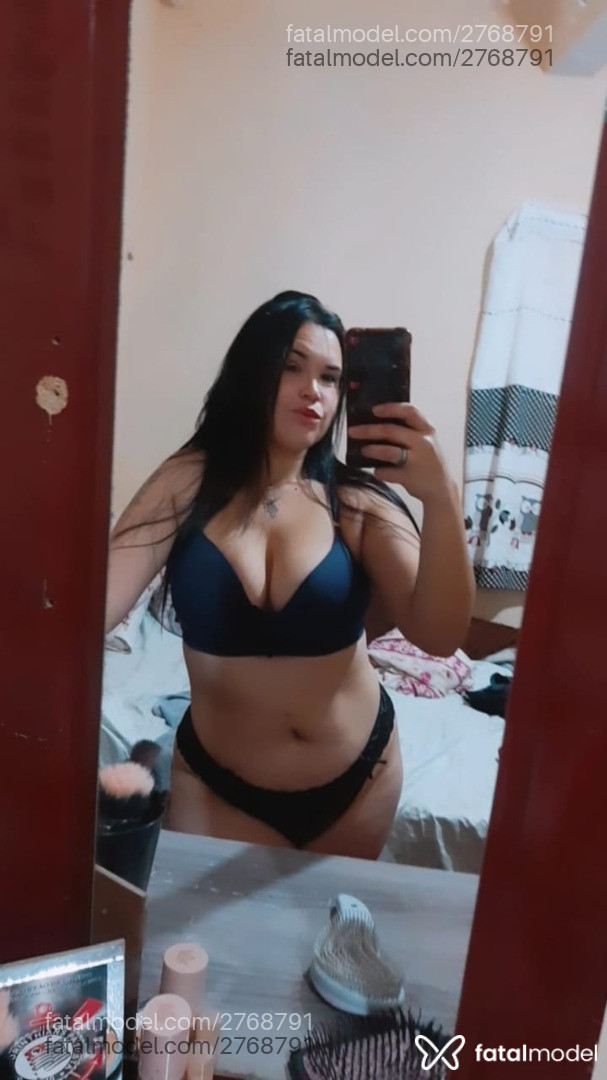 Acompanhante mulher morena (o) de olhos castanhos em São Paulo - Yummi Oliveira