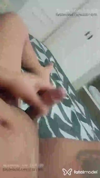 Acompanhante mulher trans morena (o) de olhos castanhos em Bagé - Pyetra Bennett