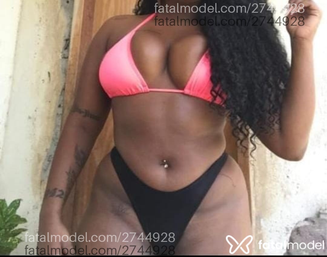 Acompanhante mulher com cabelo castanho de olhos castanhos - Mayte Acompanhante mulher com cabelo castanho de olhos castanhos - Mayte