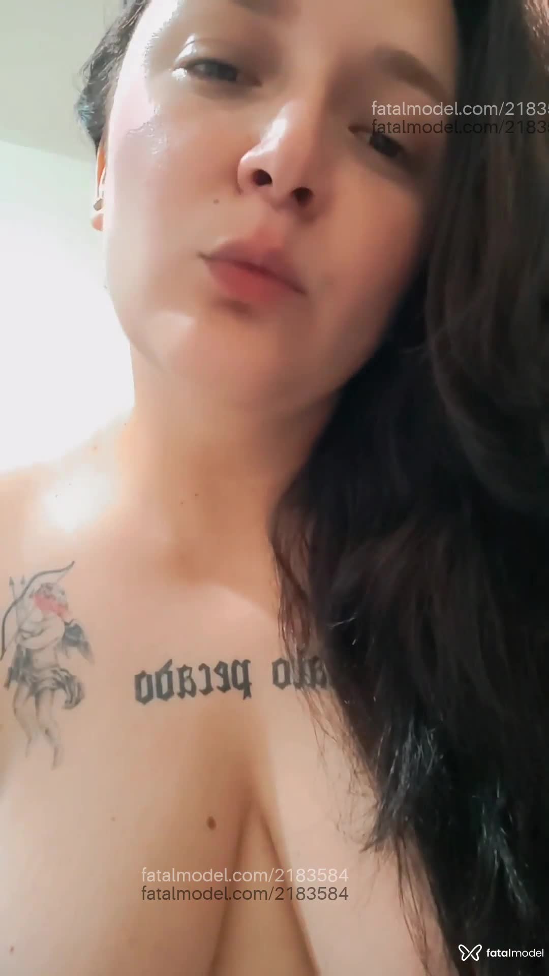 Acompanhante mulher ruiva (o) de olhos castanhos em Virtual Acompanhante mulher ruiva (o) de olhos castanhos em Virtual - Pandora