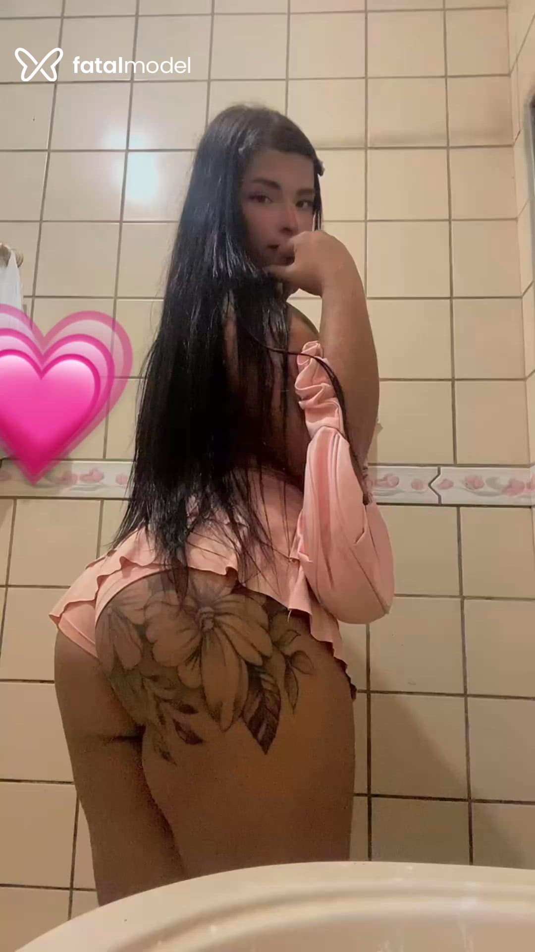 Acompanhante mulher trans morena (o) de olhos castanhos - Yasmin Acompanhante mulher trans morena (o) de olhos castanhos - Yasmin