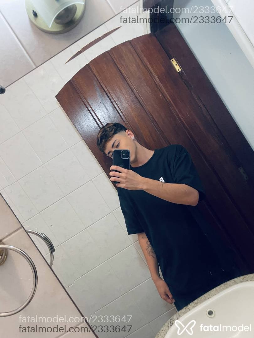Acompanhante homem loira (o) de olhos castanhos em Campinas - Gustavo