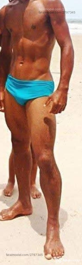 Acompanhante homem morena (o) de olhos castanhos em Ilhéus Acompanhante homem morena (o) de olhos castanhos em Ilhéus - Zairon