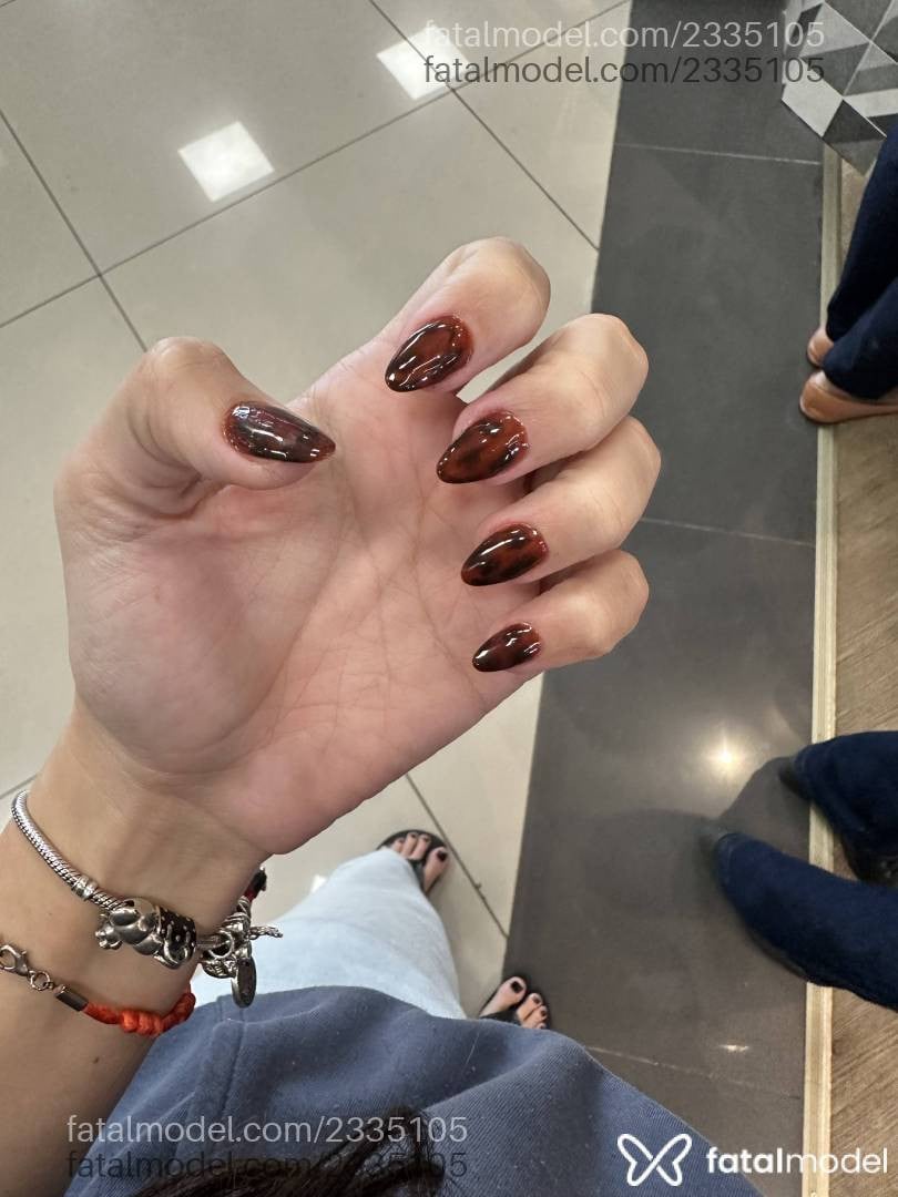 Acompanhante mulher com cabelo castanho de olhos castanhos em Volta Redonda - Samantha Borges