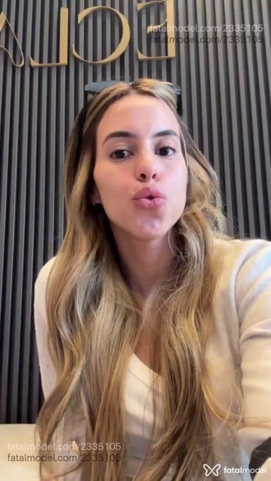 Acompanhante mulher com cabelo castanho de olhos castanhos em Volta Redonda - Samantha Borges