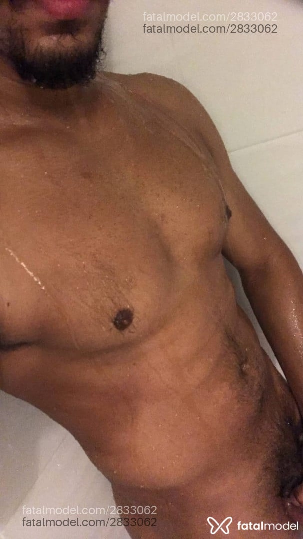 Acompanhante homem com cabelo castanho de olhos castanhos em Pontal do Paraná Acompanhante homem com cabelo castanho de olhos castanhos em Pontal do Paraná - Renato Augusto