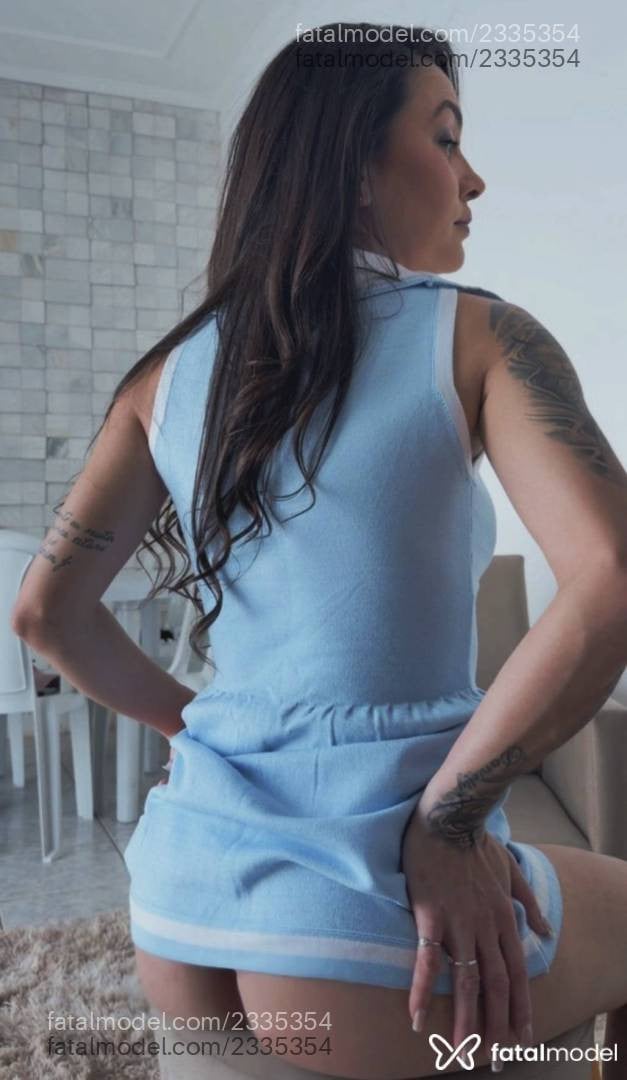 Acompanhante mulher com cabelo castanho de olhos castanhos - Jade Blanc