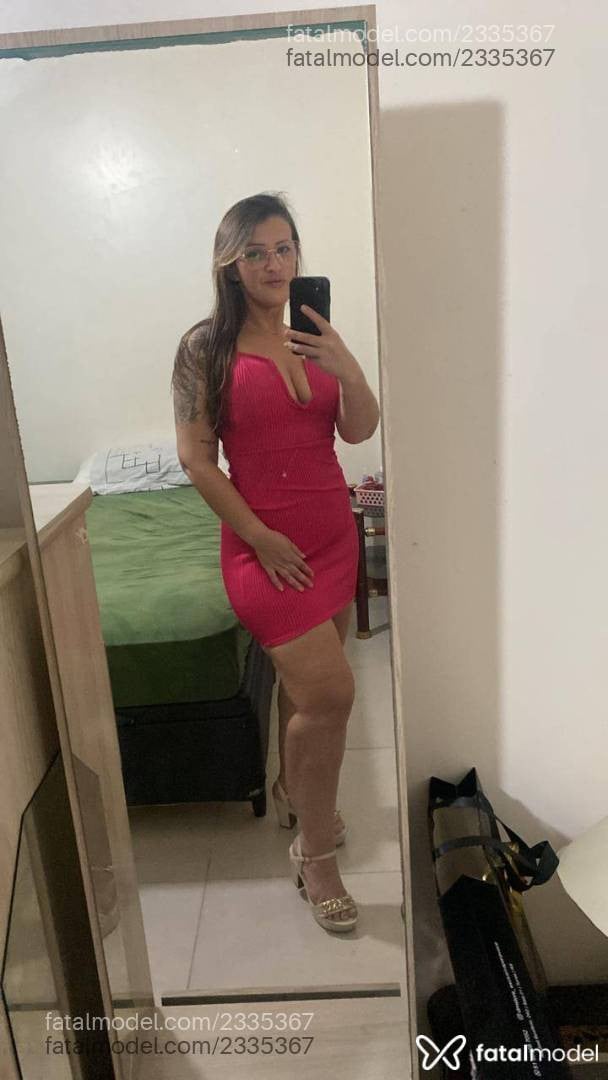 Acompanhante mulher com cabelo castanho de olhos castanhos - Laura