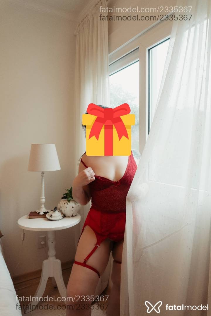 Acompanhante mulher com cabelo castanho de olhos castanhos - Laura