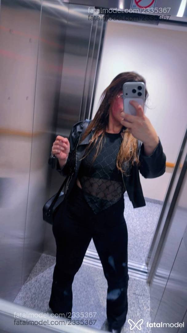 Acompanhante mulher com cabelo castanho de olhos castanhos - Laura