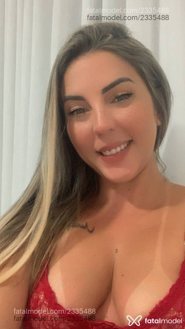 Acompanhante mulher loira (o) de olhos mel em Virtual - Luana
