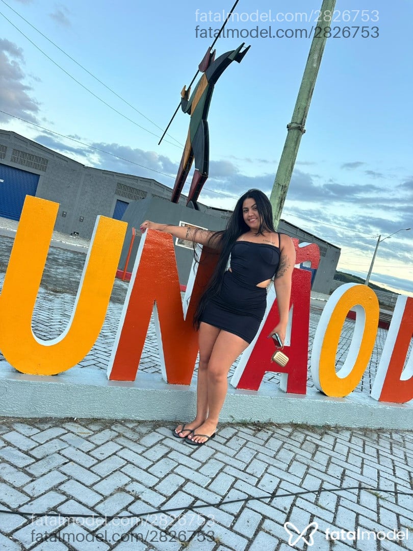 Acompanhante mulher morena (o) de olhos pretos em Virtual Acompanhante mulher morena (o) de olhos pretos em Virtual - Rubby
