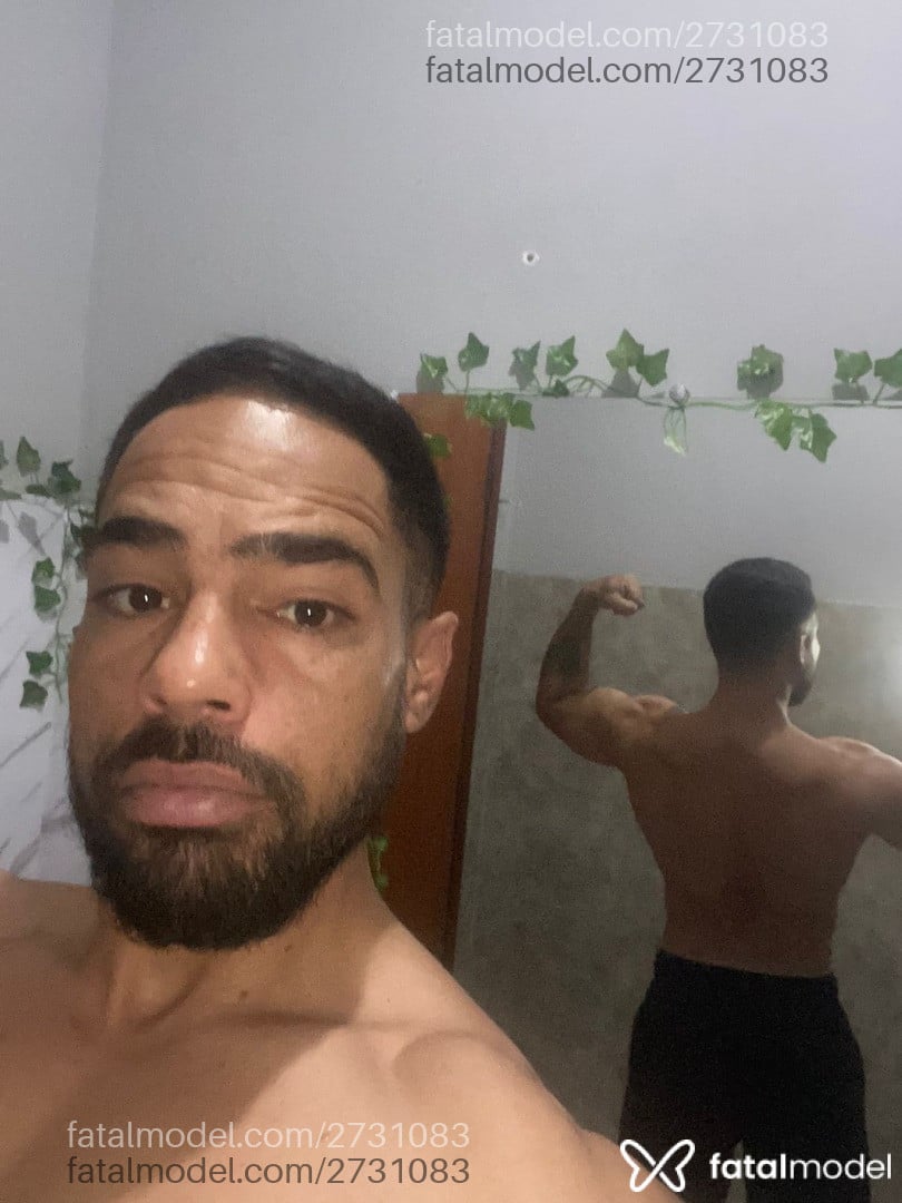 Acompanhante homem com cabelo castanho de olhos castanhos em Campinas - Thiago