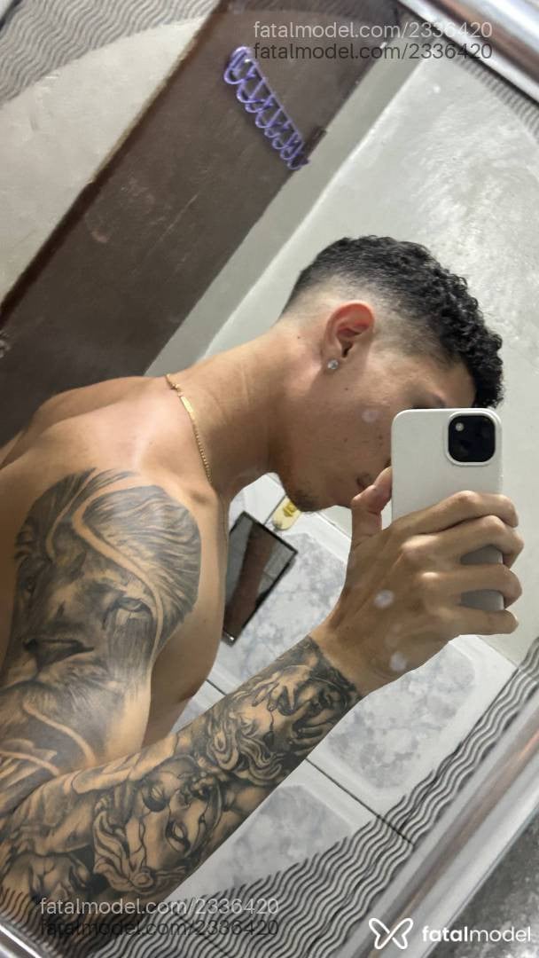 Acompanhante homem com cabelo castanho de olhos mel em Belo Horizonte - Tiago Guedes