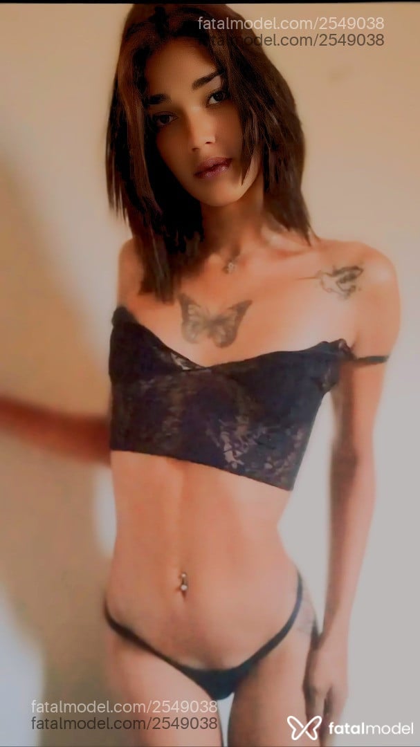 Acompanhante mulher trans morena (o) de olhos castanhos em Prata - Cloe Silvx