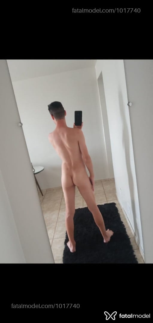 Acompanhante homem com cabelo castanho de olhos castanhos em Cascavel - MAURO