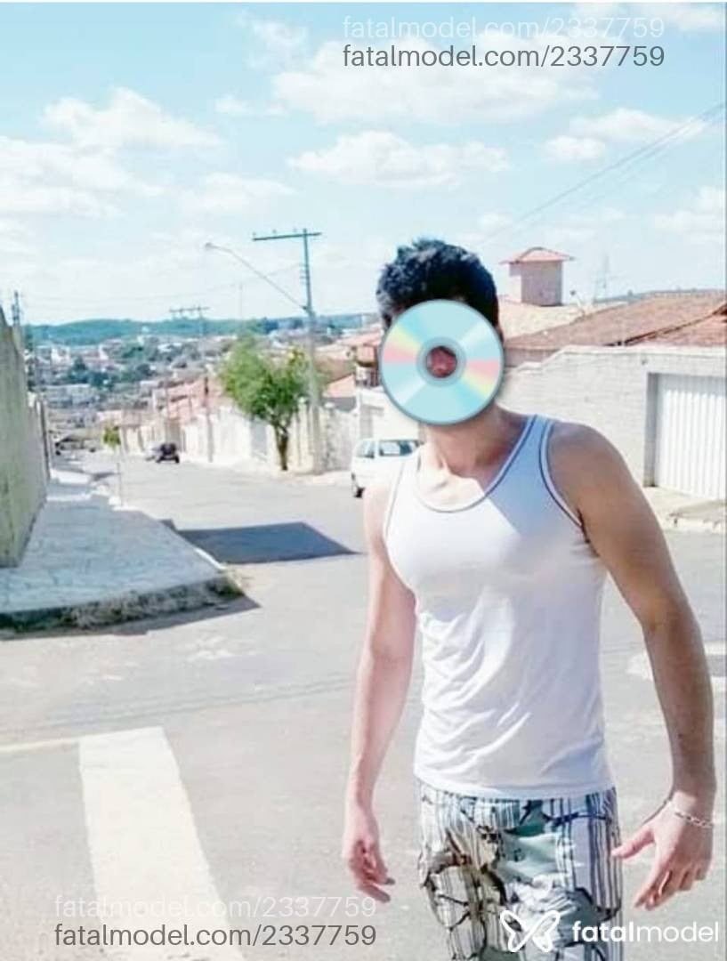 Acompanhante homem morena (o) de olhos verdes - Ulisses