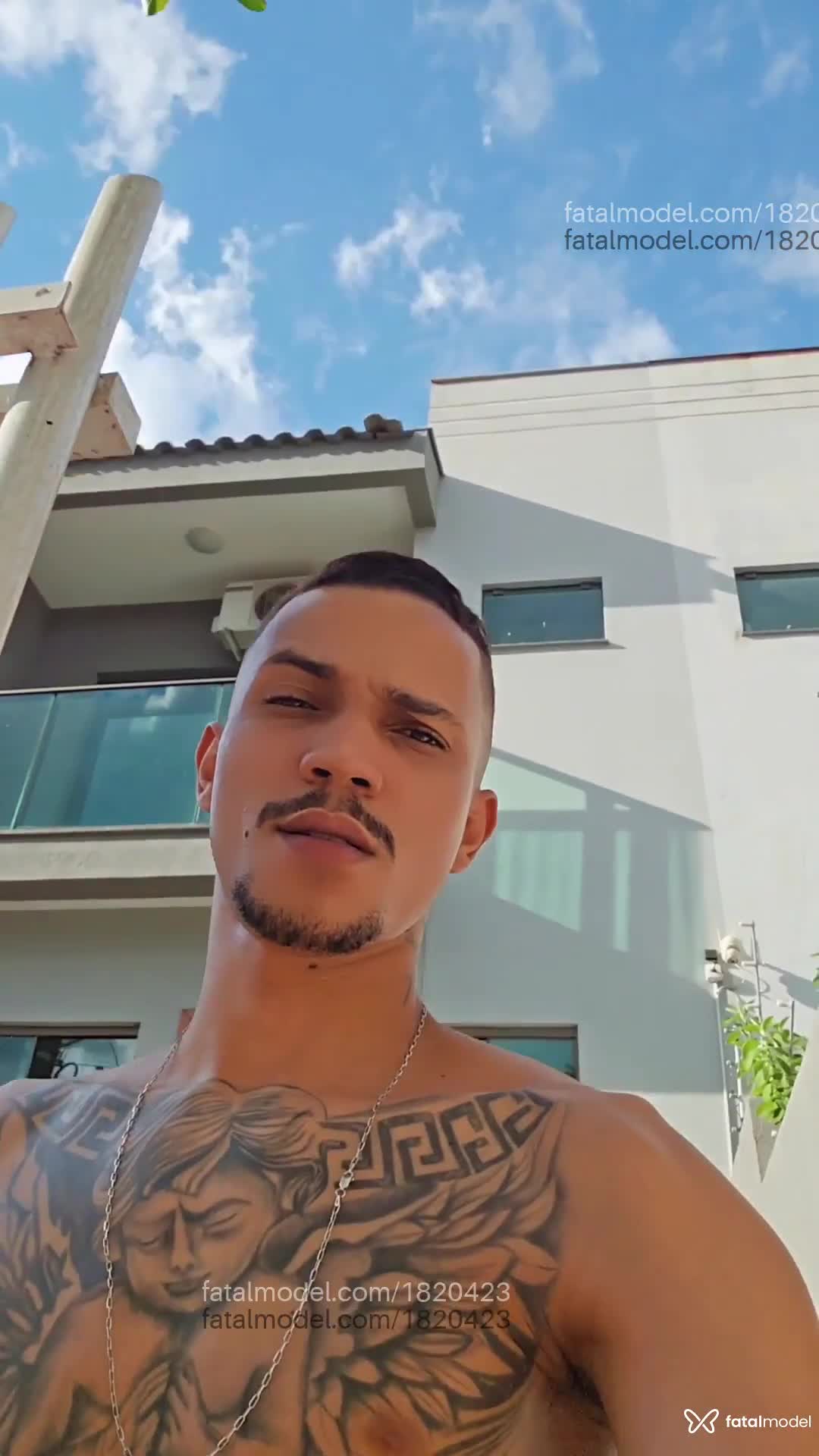 Acompanhante homem morena (o) de olhos castanhos em São Paulo - Aziel Ramalho