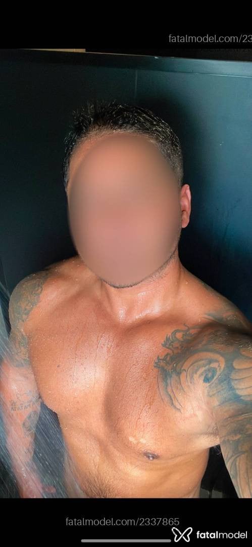 Acompanhante homem morena (o) de olhos castanhos em Porto Alegre - Edu Castro
