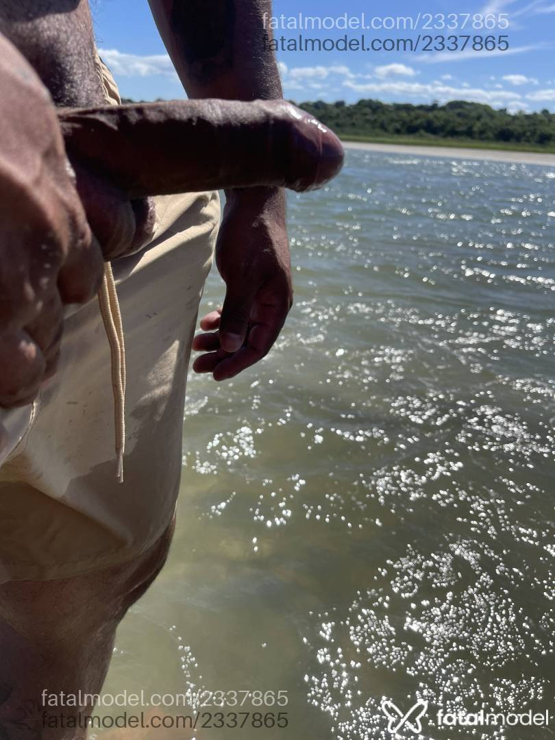 Acompanhante homem morena (o) de olhos castanhos em Porto Alegre - Edu Castro