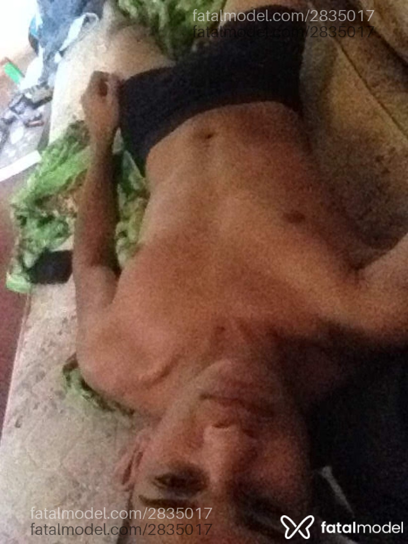 Acompanhante homem com cabelo castanho de olhos castanhos - Thsantos Acompanhante homem com cabelo castanho de olhos castanhos - Thsantos