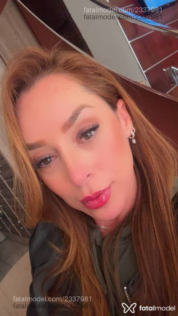 Acompanhante mulher ruiva (o) de olhos verdes - Raíssa Alvez