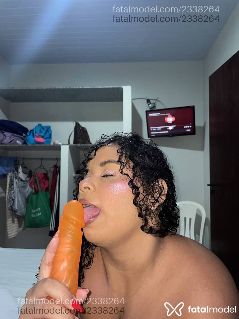 Acompanhante mulher morena (o) de olhos castanhos - Milinha