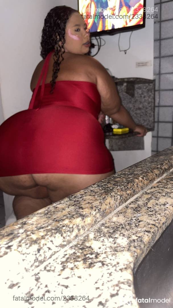 Acompanhante mulher morena (o) de olhos castanhos - Milinha