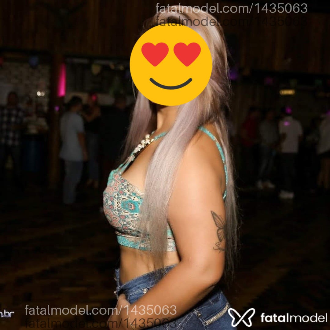 Acompanhante mulher loira (o) de olhos castanhos em Itajaí - Suzzy