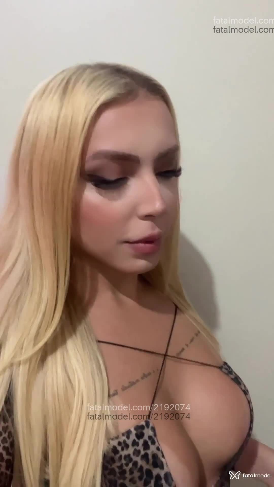 Acompanhante mulher trans loira (o) de olhos verdes em Belo Horizonte - Patiloira