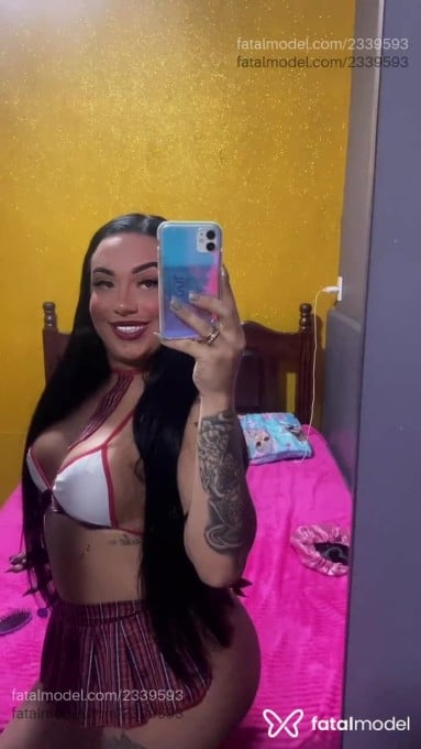 Acompanhante mulher trans morena (o) de olhos castanhos - Suzany Feitosa