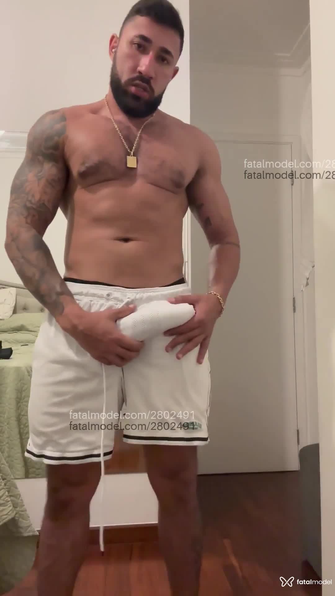 Acompanhante homem morena (o) de olhos pretos em São Paulo - Léo Ribeiro