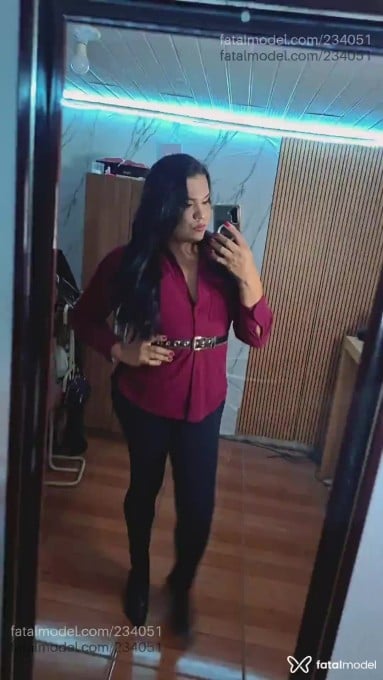 Acompanhante mulher trans morena (o) de olhos mel em Alegrete - Camilla