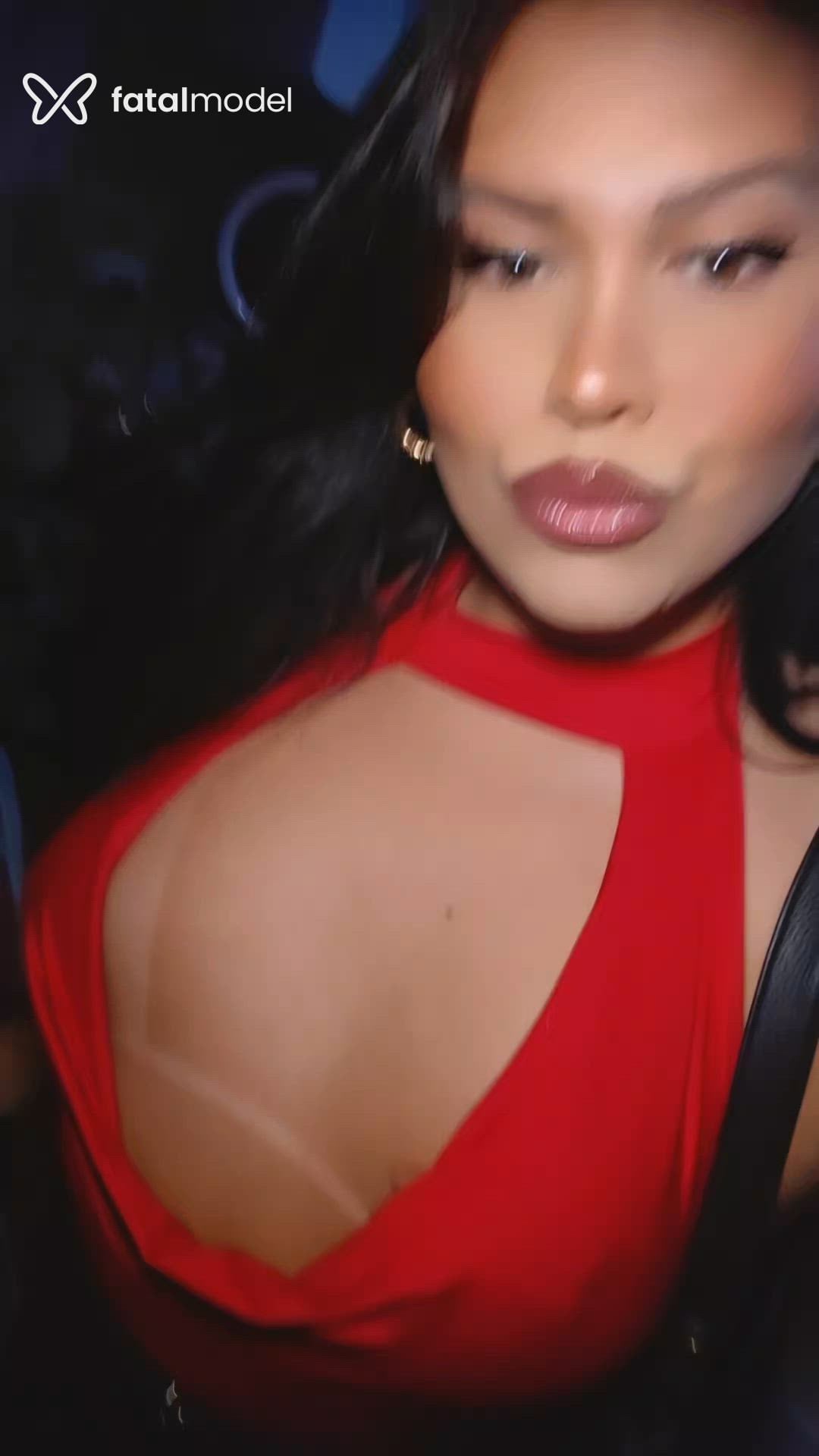 Acompanhante mulher trans morena (o) de olhos mel - Camilla