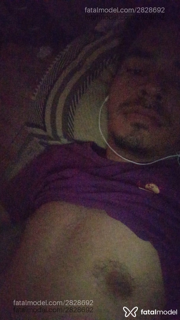 Acompanhante homem morena (o) de olhos castanhos em Araraquara Acompanhante homem morena (o) de olhos castanhos em Araraquara - Eddys